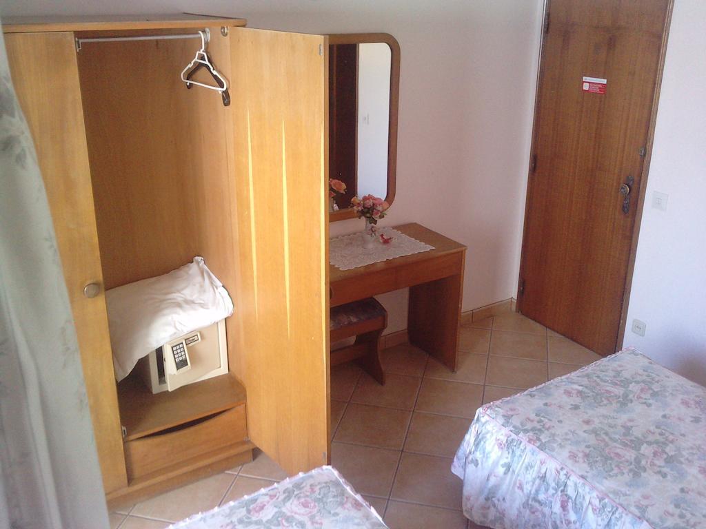 Residencial Nosso Paraiso Quarteira Quarto foto