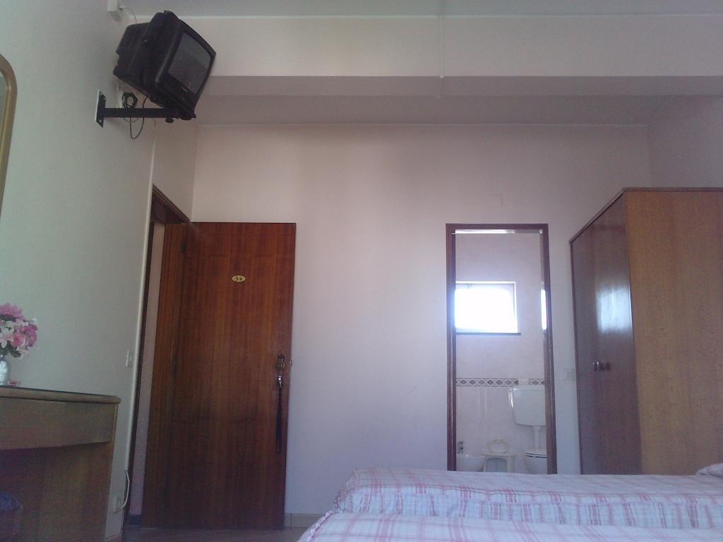 Residencial Nosso Paraiso Quarteira Quarto foto